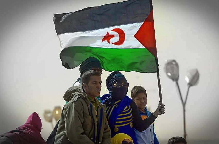 🇪🇭 🇺🇳 El conflicto del Sáhara Occidental: la búsqueda de una solución en un escenario diplomático complejo

El Consejo de Seguridad de las Naciones Unidas ha retomado el debate sobre la situación en el Sáhara Occidental. En esta ocasión, la atención no se centra tanto en el