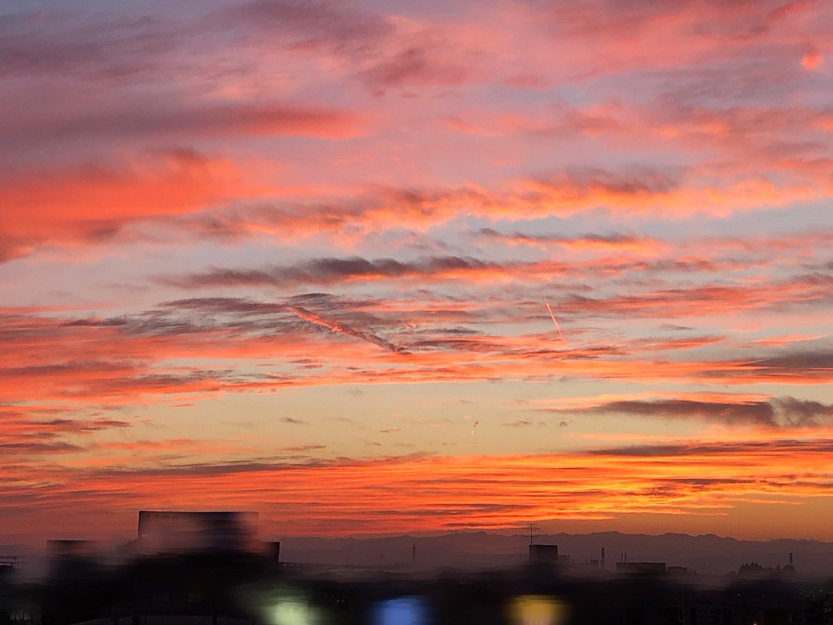 あの日の夕日 📸⚜️⚜️⚜️⚜️⚜️⚜️⚜️ あけぼの山農業公園劇場 op