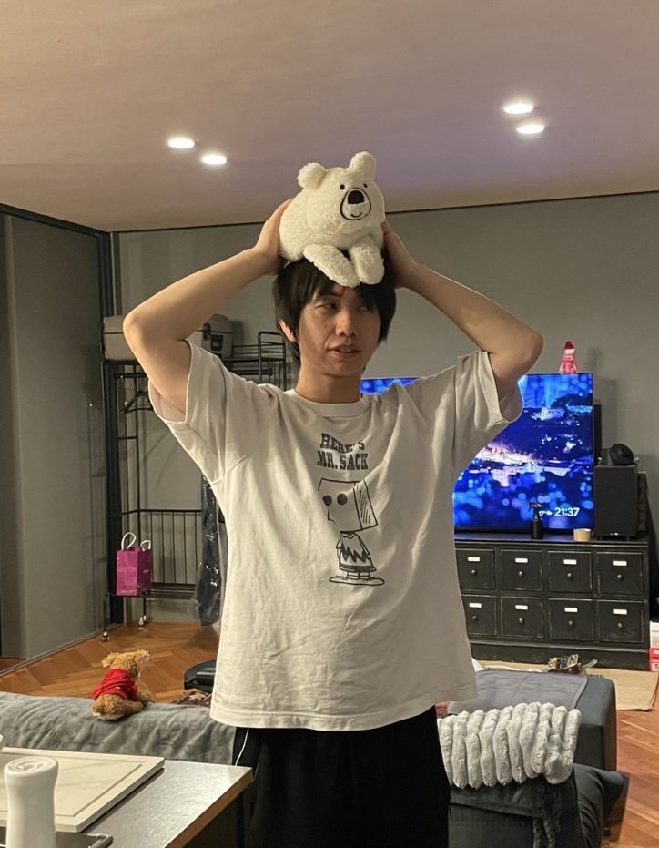 きいてね！
higuchiai.lnk.to/When_We_Were_t…

“ぼくらが一番美しかったとき”

#ヒグチアイ 

Drums  吉田雄介(tricot)
Bass  越智俊介
Guitar  qurosawa
Piano  ヒグチアイ
Violin  室屋光一郎 / Violin  小寺里奈 / Viola  萩谷金太郎 / Cello  堀沢真己
Trumpet  松井秀太郎

編曲 その他＝わたし