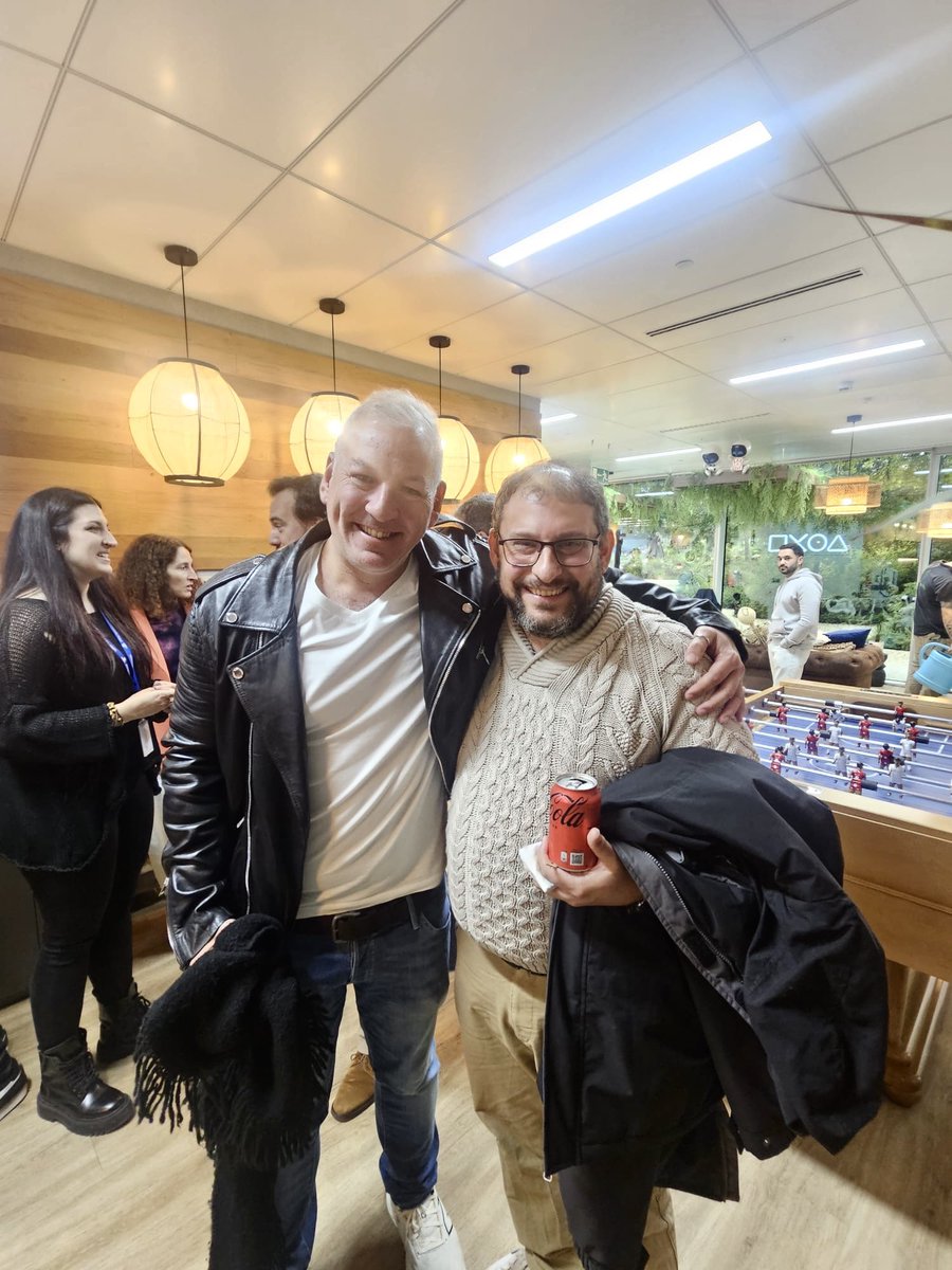 Una experiencia inolvidable, ¡gracias por todo!❤️ <a href="/MrDryES/">T🅰HD🅰R ™</a>