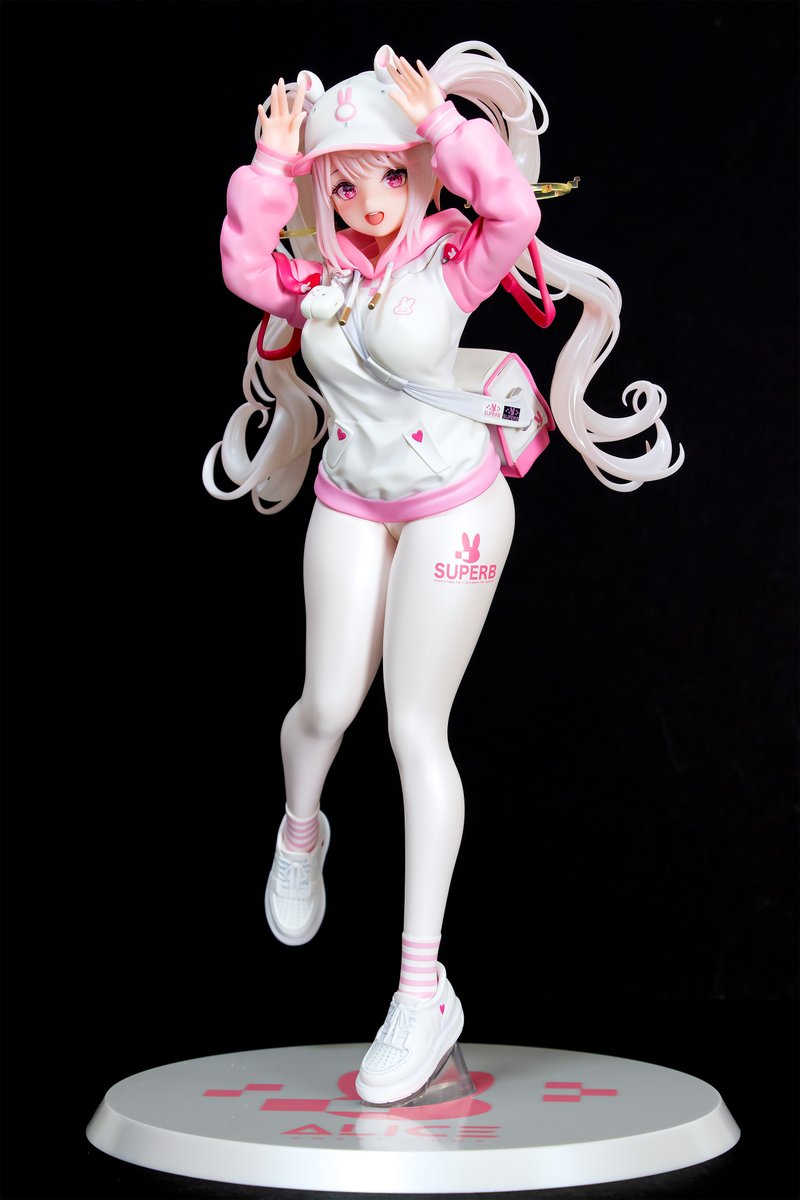 ShojoFigure's tweet photo. My first Nikke scale figure Alice! CUTE, BUBBLY, SUPERB!!!
Hi-res: https://t.co/9CX1Dyc8pl
Oh yes... Commander... 3rd Anniversary starts tomorrow, best of LUCK in pulling new Pilgrim unit Nayuta and Liberalio!
#NIKKE #フィギュア #美少女フィギュア #アリス https://t.co/W68DdRrhlO