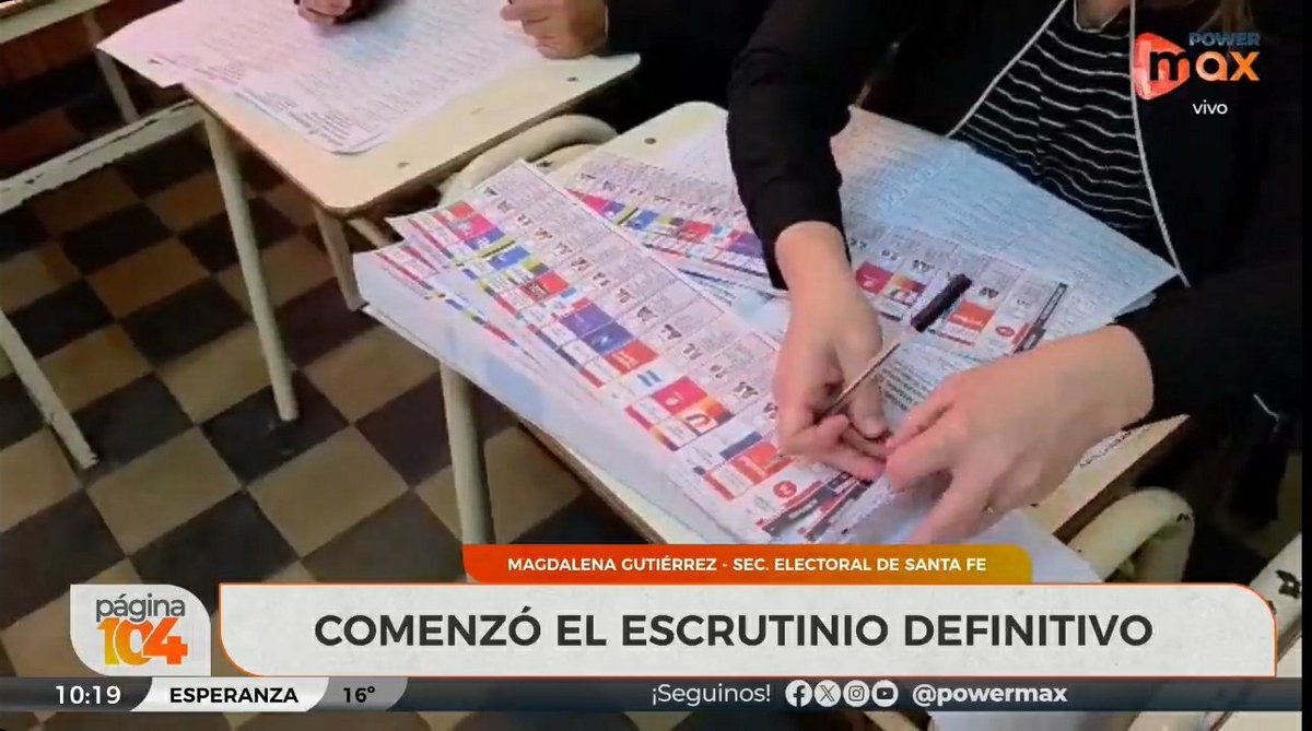 Ahora al aire de 📻 @Pagina.104
🎙Magdalena Gutiérrez  - SEC. ELECTORAL DE SANTA FE 
COMENZÓ EL ESCRUTINIO DEFINITIVO 👇
📻fmpowermax.com.ar
🤳Seguinos en instagram instagram.com/104_pagina/ Y YA ESTAMOS En You Tube 🥳 youtube.com/@Pagina.104/ab…