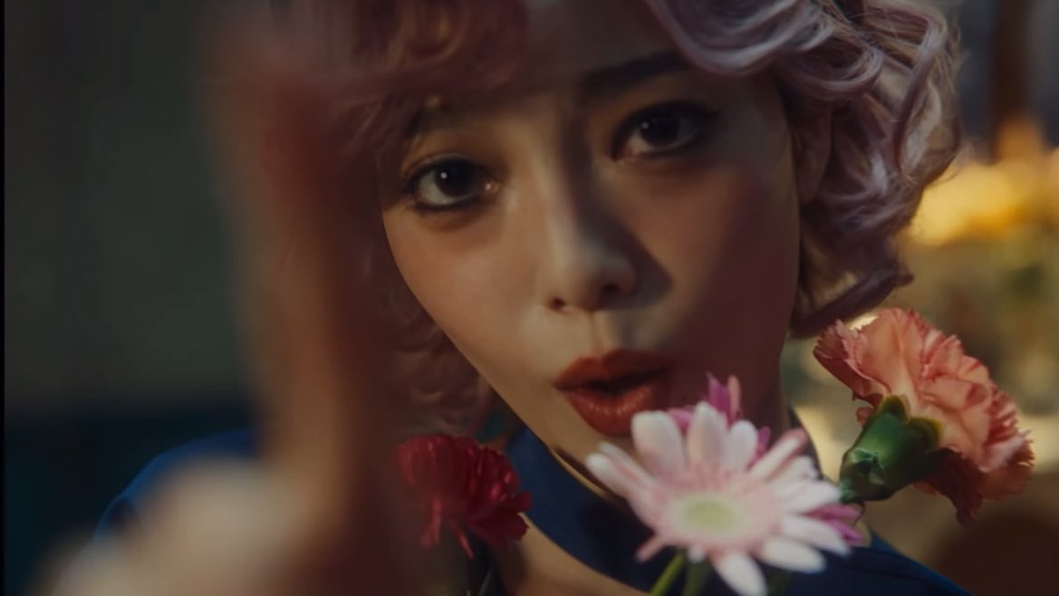 hirahiratechite's tweet image. 1年でこんなのダメだよずるいよ