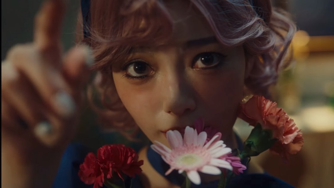 hirahiratechite's tweet image. 1年でこんなのダメだよずるいよ