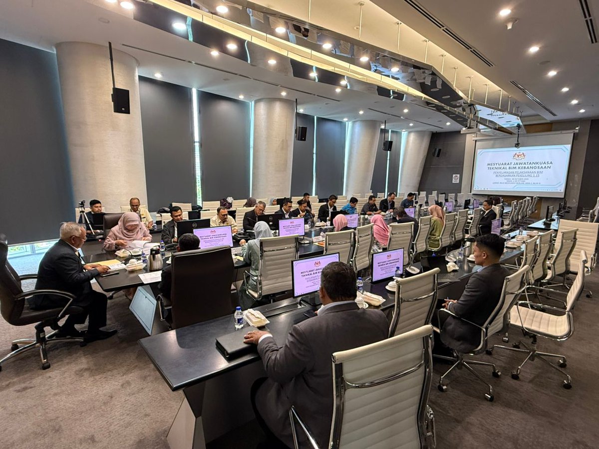 ubimjkr's tweet photo. Program : MESYUARAT JAWATANKUASA TEKNIKAL BUILDING INFORMATION MODELLING (BIM) KEBANGSAAN
Tarikh : 28 Oktober 2025 
Tempat : Bilik Berlian, Blok G
Pengerusi: YBhg. Dato' Ar. IDr. Azman bin Md. Hashim, TKPKR Sektor Pakar
@IPJKR_Official @TKP_Pakar @JKRCPAB https://t.co/rUrsapvbgy