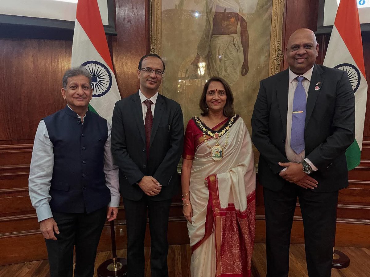 priteshpatel00's tweet image. Delighted to join the vibrant Diwali celebrations at @HCI_London. Honored to meet H.E. High Commissioner Mr. Vikram Doraiswami and Deputy High Commissioner Mr Kartik Pande 🪔🇮🇳🇬🇧  #Diwali2025 #UKIndiaPartnership
@harrow_council
