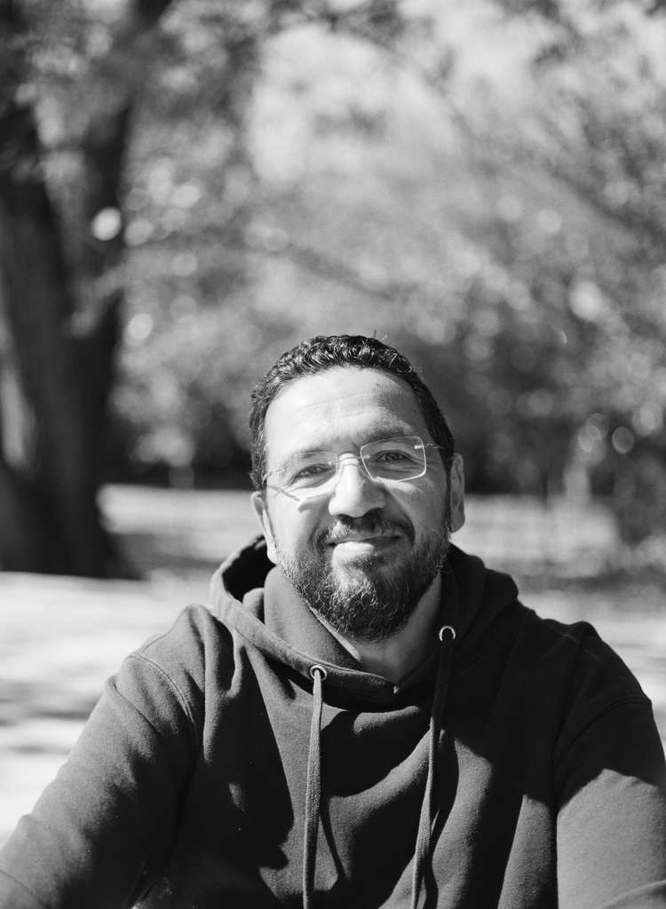 زيارة أخيرة للجنينة قبل هجمة الشتا.
عدسة أليكس فارياس.