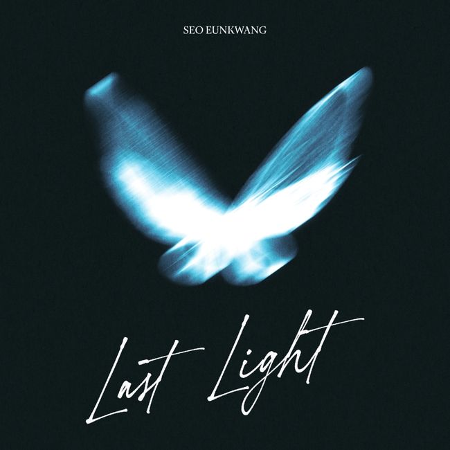 #서은광_LastLight_선공개

서은광 디지털싱글 🌟Last Light🌟
⏰2025.10.29(수) 오늘 6PM⏰

🎥
MV youtu.be/9tafOVzMqk4

🎧
Melon lrl.kr/ciL2u
Genie lrl.kr/ekEpu
Bugs lrl.kr/WQ7U
VIBE lrl.kr/WQ7V
▶️ MORE lnk.to/SEK_LastLight