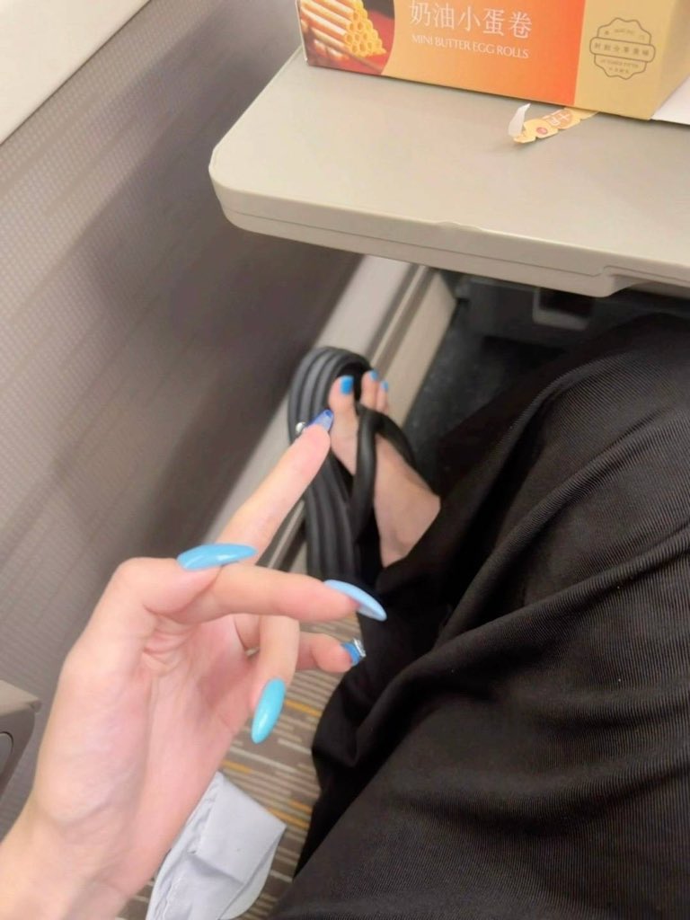 小仙 tweet media