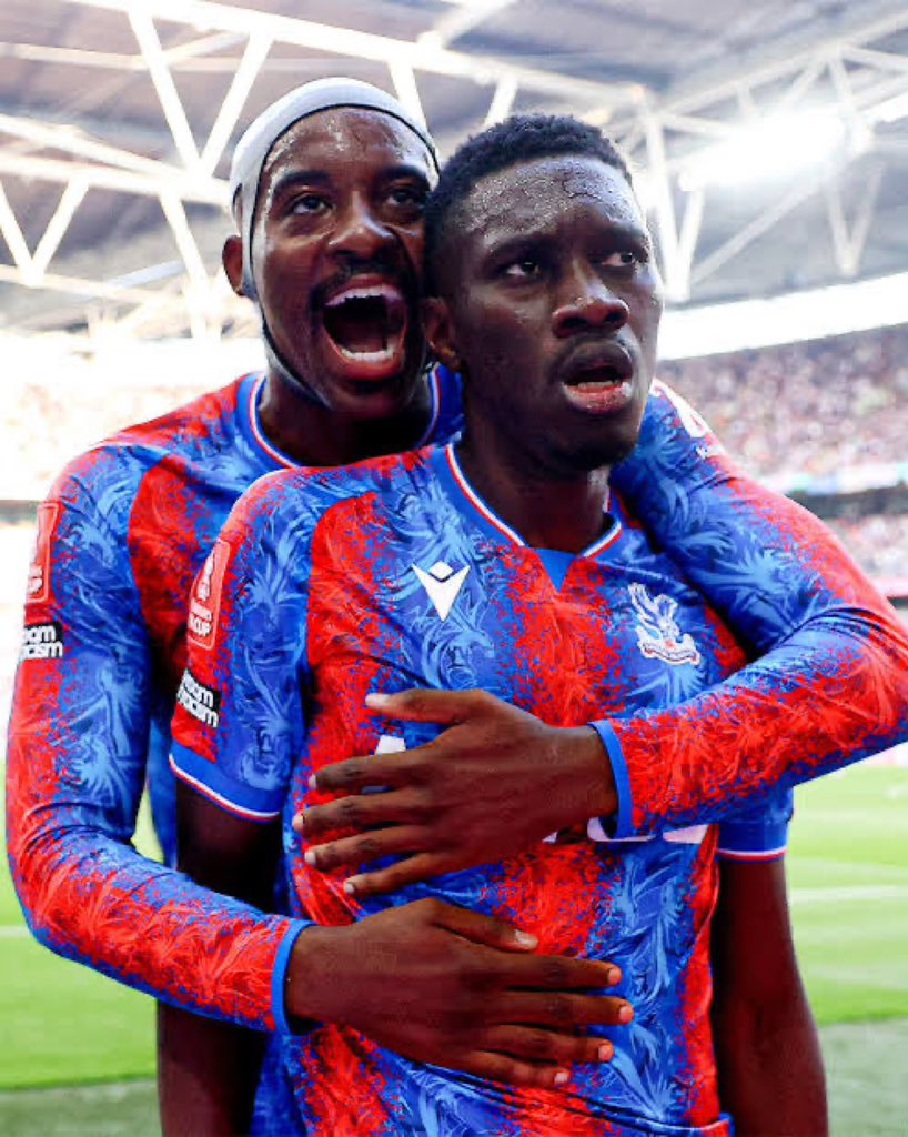 Time To Knack Their Favorite Red Thighed  B*tch Liverpool 😭😭