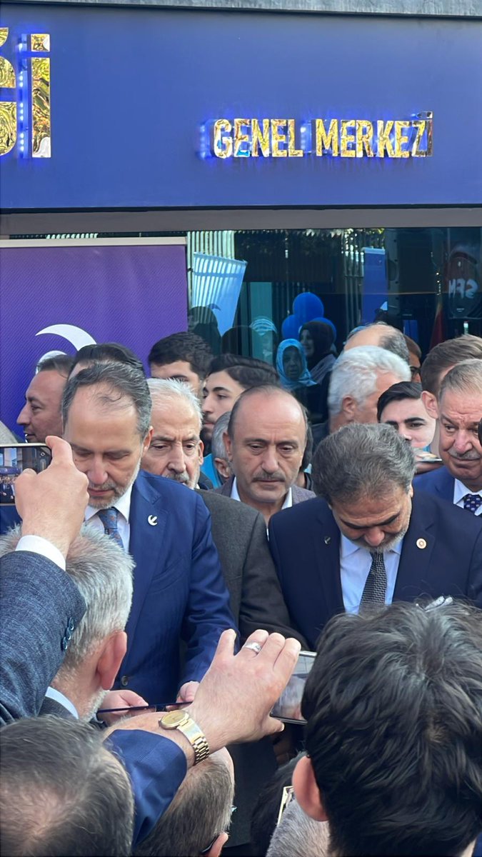 Milli ve manevi değerlere sahip, bilinçli bir gençliğin yetişmesi için özveriyle çalışan Milli Gençlik Derneği’nin, Yeniden Refah Partisi Genel Başkanı Sayın Dr. Fatih Erbakan’ın katılımıyla gerçekleştirilen yeni hizmet binası açılış törenine katılmaktan büyük bir mutluluk