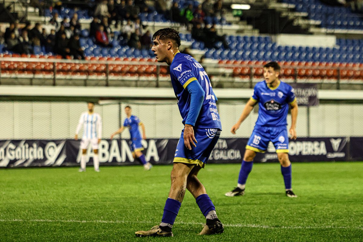 ikerr__04's tweet photo. vs @RealOviedo #CopaDelRey ⚽️💙 https://t.co/dSJbRUyry0