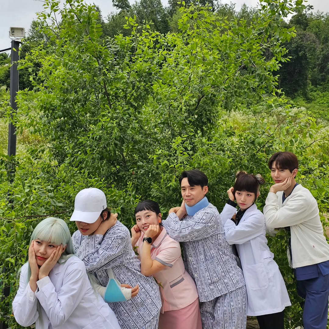 From the vibrant, colorful sets to the chaotic energy of the outdoor shoots, the chemistry of the Spirit Fingers cast is truly undeniable!