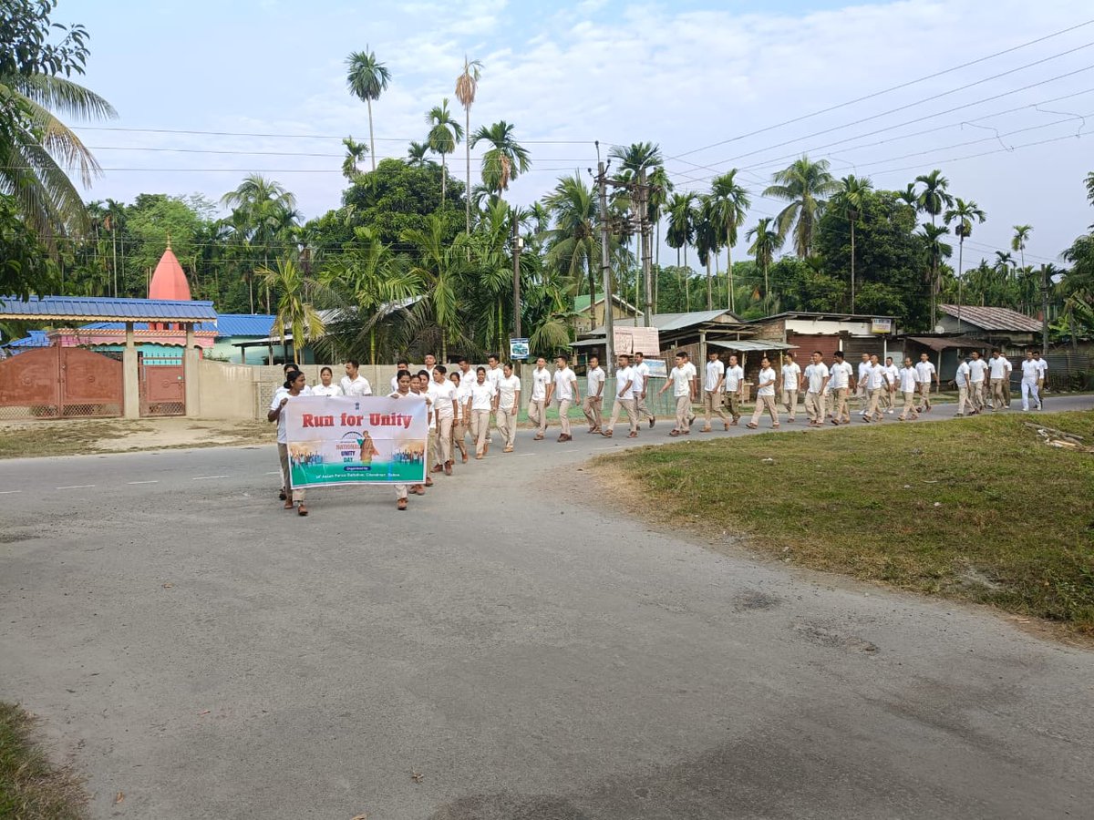 assampolice's tweet photo. In the build-up to #EktaDiwas and the nationwide #RunForUnity,  24 APBn organised a unity march to honour Sardar Vallabhbhai Patel, the Iron Man who forged India’s unity. 

#EktaDiwasBharat #EktaDiwas #SardarPatel150 #RunForUnity #RashtriyaEktaDiwas150

@EktaDiwasBharat https://t.co/jLoGAHWdh7