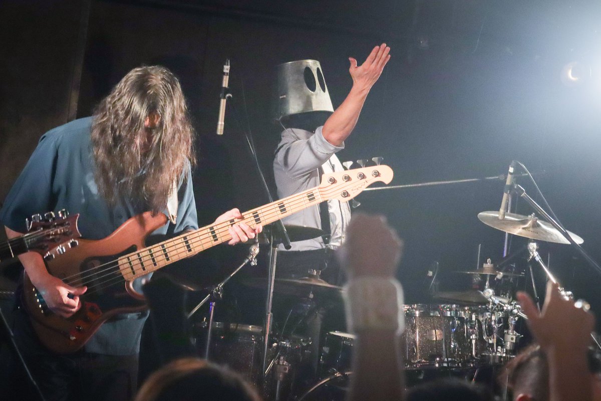 BIGMAMAofficial's tweet photo. Thankyou for coming!!!

Oct 29 2025
F.A.D presents THE SUN ALSO RISES vol.372

F.A.D YOKOHAMA(Kanagawa)

01. Look at me
02. Overture
03. Gum Eraser
04. 物理 | Time is like a Jet coaster
05. Neverland
06. Little cloud
07. “Thank You” is “Fxxk You”
08. Lucy
09. (50) days of flower
10. ワンダーラスト
11. High-Spin Coffee-Cup
12. POPCORN STAR
13. 美術｜ESORA
14. I Don’t Need a Time Machine
15. 荒狂曲”シンセカイ”