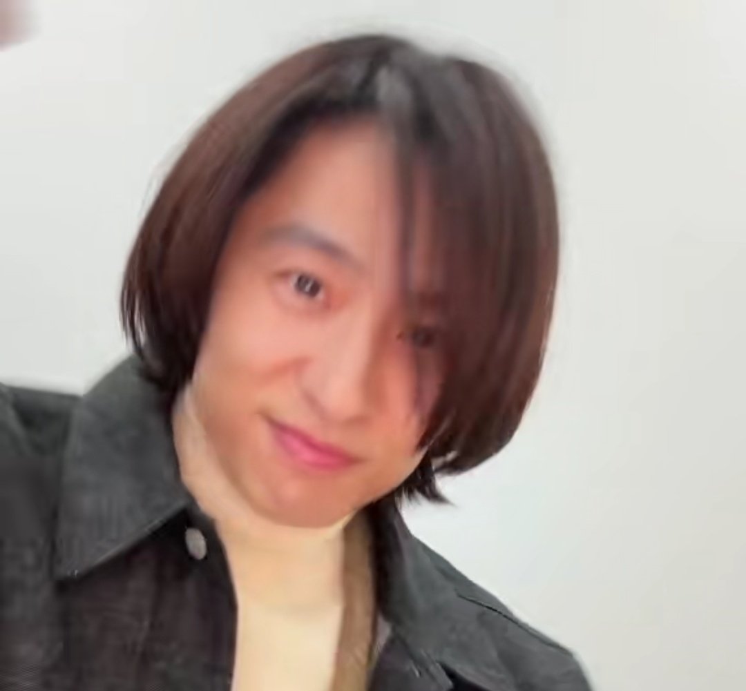 miyan_ivy's tweet image. サラサラ長めヘア強すぎる🥰好きですっ(大声)

三宅健の投稿動画を楽しみましょう！
#TikTok #秒刻健 vt.tiktok.com/ZSy8VPnAW/