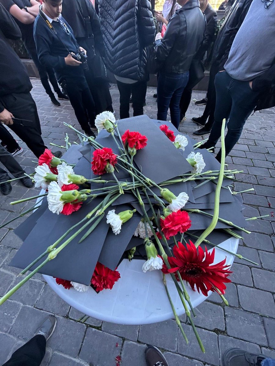 atisypmagdur0's tweet photo. 🇹🇷 Cumhuriyetimizin 102. yılında Downtown’daki Atış Yapı satış ofisi önünde “Mektup Bırakma Etkinliği” gerçekleştirdik.
Destekleri için İYİ Parti Bursa Milletvekili Selçuk Türkoğlu’na teşekkür ederiz. #atışyapı #RecepTayyipErdoğan #tmsf #selcukturkoglu #muratkurum #mustafabozbey https://t.co/M0IzlUoMN5