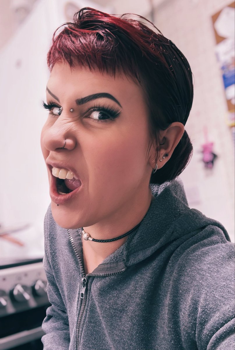 Raaaa! Did I scare you! Halloween Party! 🎃 👻🎃 #halloween #party #scare