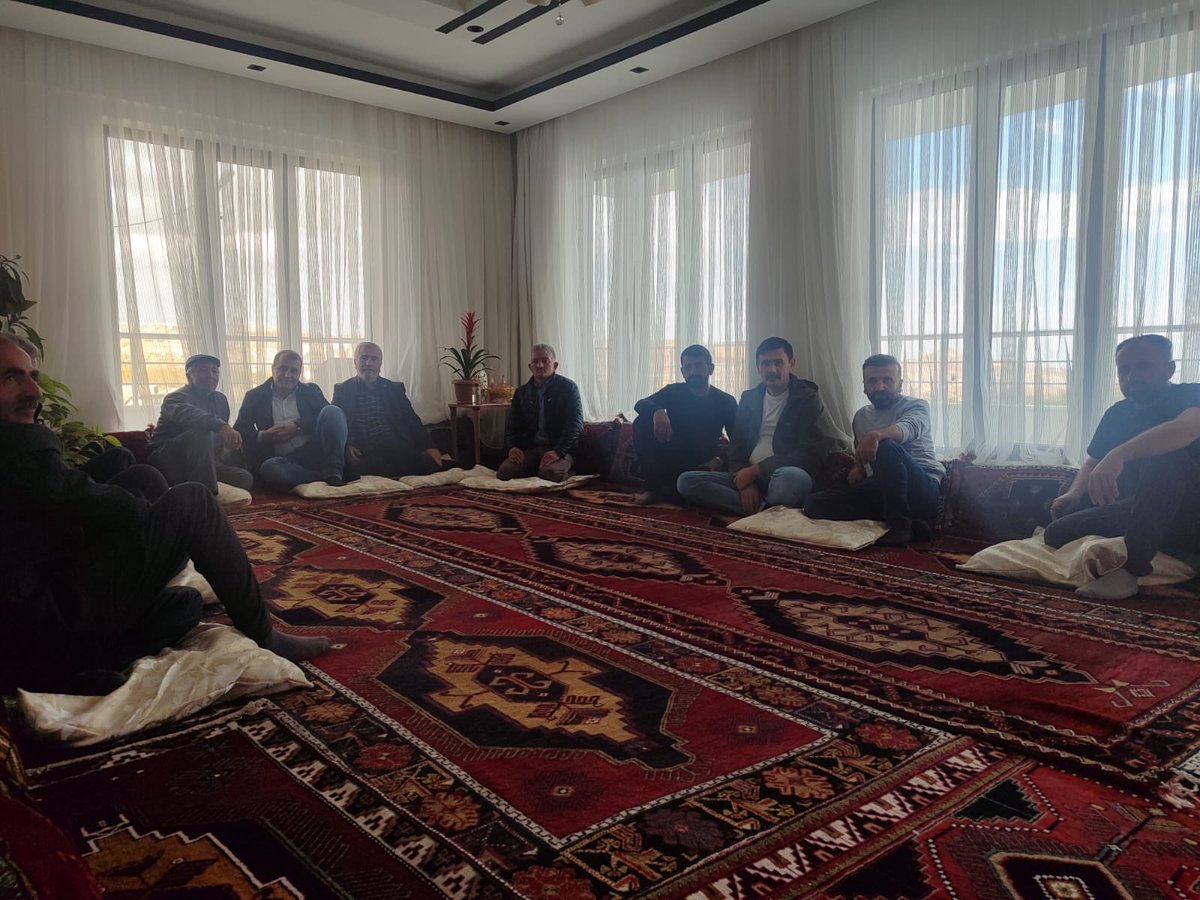 Genel Merkezimizin talimatlarıyla başlatılan “Hayırlı Günler Komşum”  ziyaretleri kapsamında  Başkanımız <a href="/gokhangok44/">Gökhan Gök</a> ü temsilen Hekimhan ilçe başkanımız Yılmaz Ekici ve değerli dava arkadaşlarımızla birlikte , Hekimhan ilçemizin kurşunlu mah Mehmet Leventin evine misafir olduk