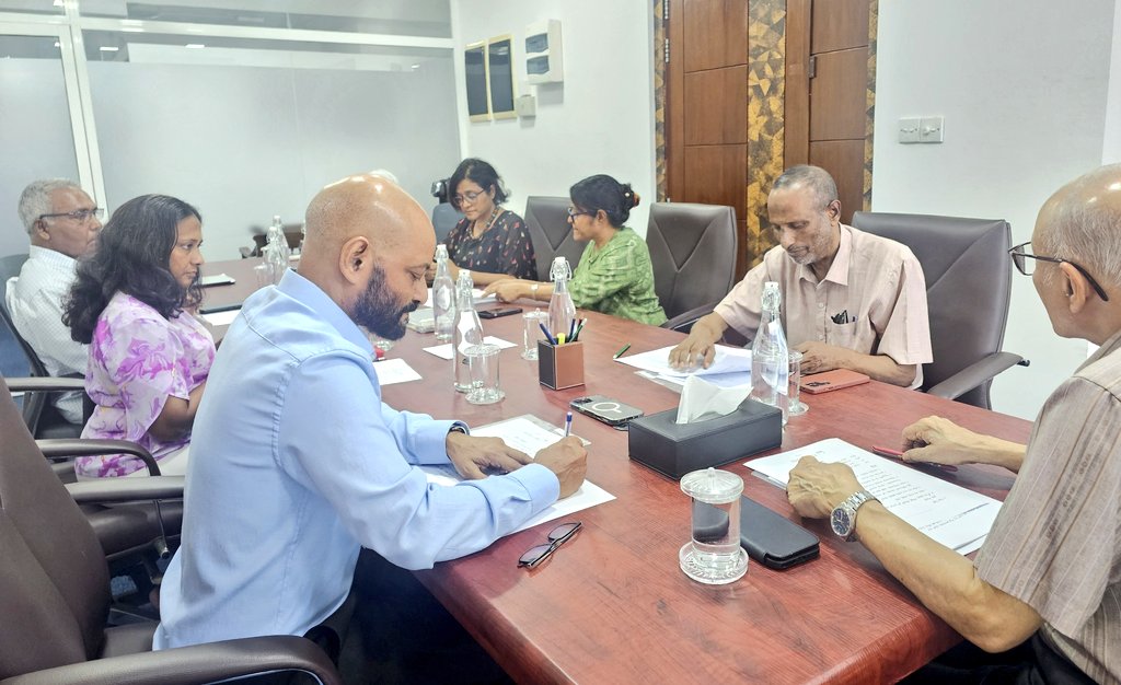 TMF Executive Committee convened its 42nd meeting today, under the chairmanship of <a href="/maumoonagayoom/">Maumoon Abdul Gayoom</a>, to deliberate on plans for the expansion of the foundation's activities and initiatives in the forthcoming year.