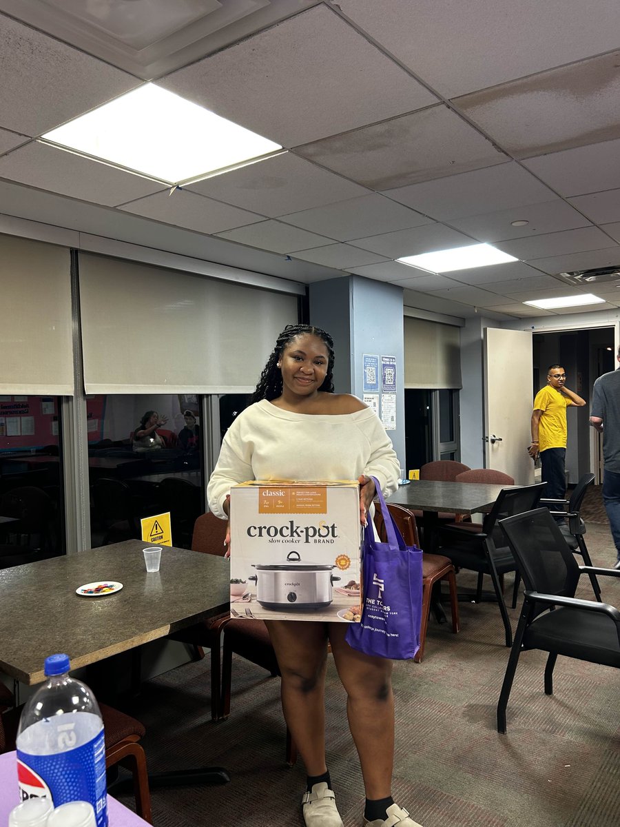 sometimes a crockpot and good memories is all you need&lt;3