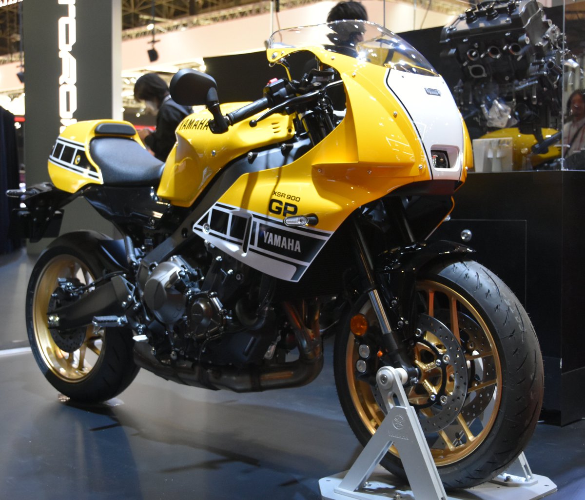 dunriccさま専用❤️ GUCCI（グッチ）スニーカー ベージュ サイズ:UK10(28.5cm位) メンズ