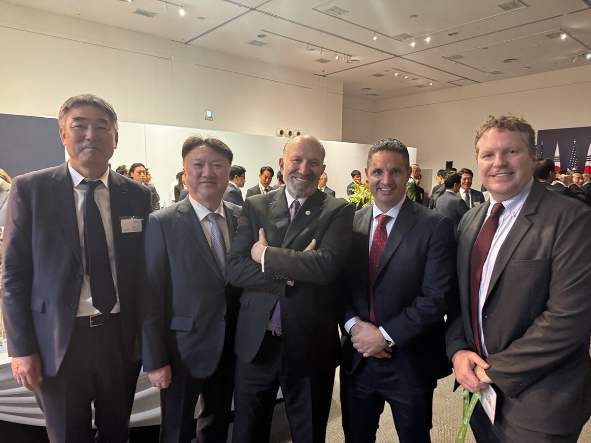 markcjensen's tweet image. Great to have strong international partners and an administration that cares about real results! @ReElementTech @Amerresources $arec @CommerceGov @POSCOintl_IR