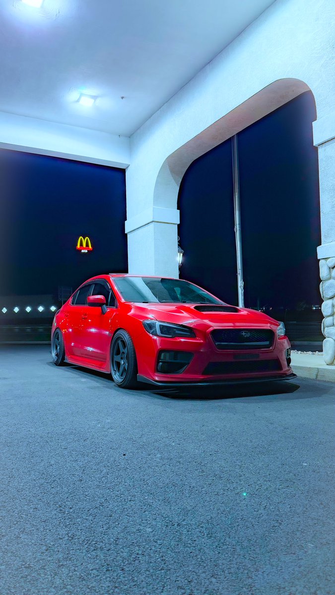 Playerlol's tweet photo. I love having a lowed car but it’s time to get something off road style now! https://t.co/rOhcZA8SHv