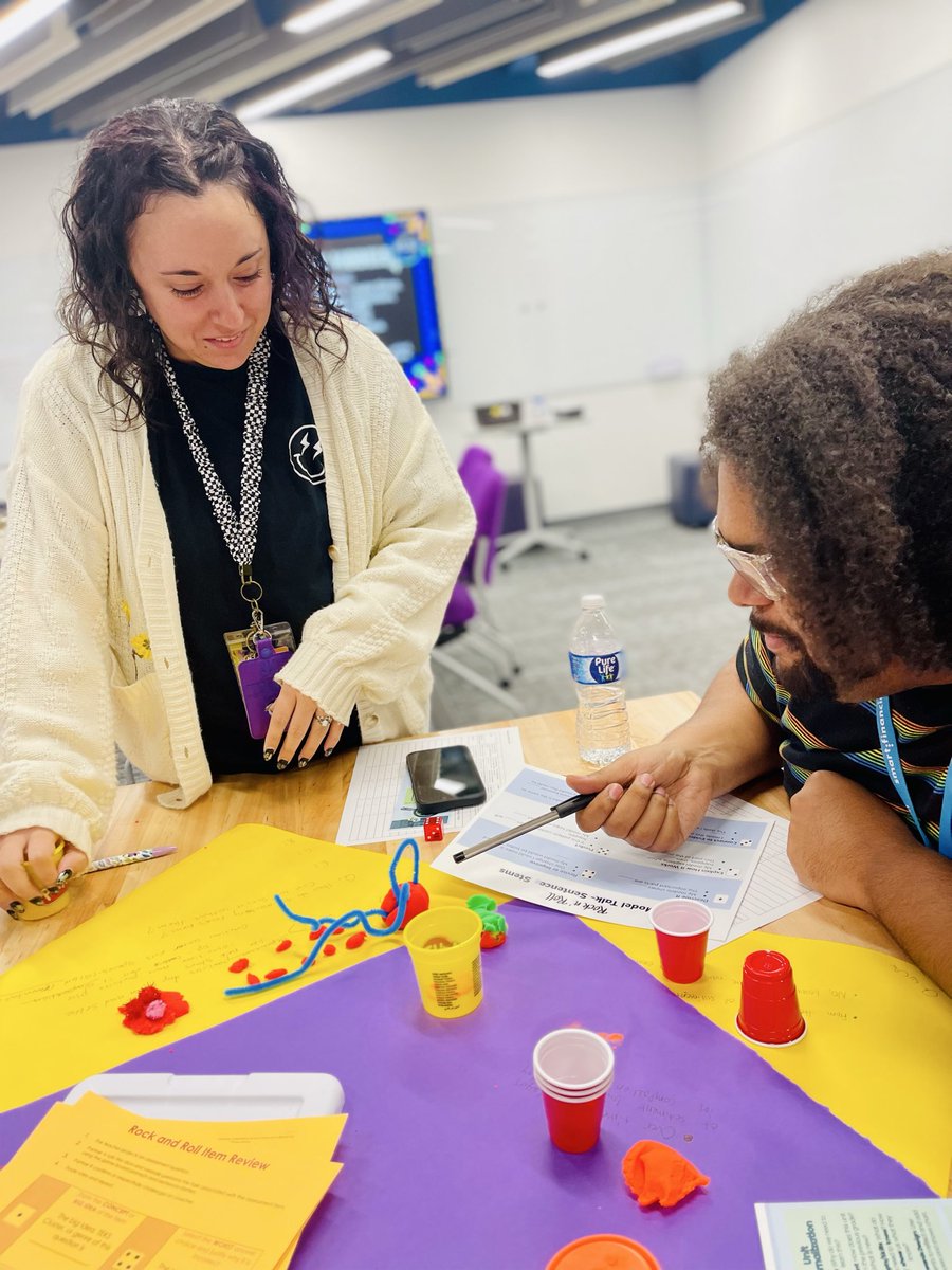 Humble_Science's tweet image. 💡 Is it skill or will? Our Science Cadre explored Crucial Influence, growing their impact through student-centered planning while embracing Explore Before Explain and Develop &amp;amp; Use Models. 🌎✨ Science isn’t just taught — it’s experienced. #DoingScience #explorebeforeexplain