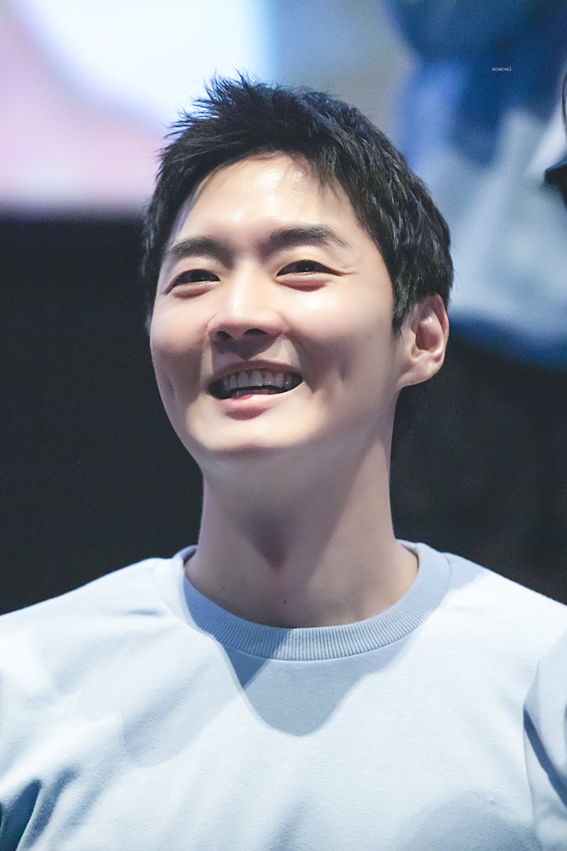 AemonGpic's tweet photo. 251029 퍼스트 라이드 무대인사

금복 | 강영석

.
#강영석 https://t.co/9133TRJ5Pr