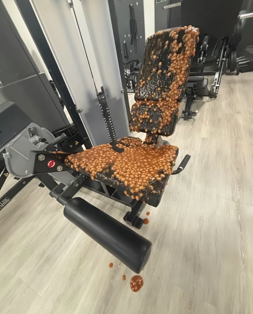 G_sulin's tweet photo. Última vez que vengo al Nana Gym https://t.co/NKFuKuWu3V