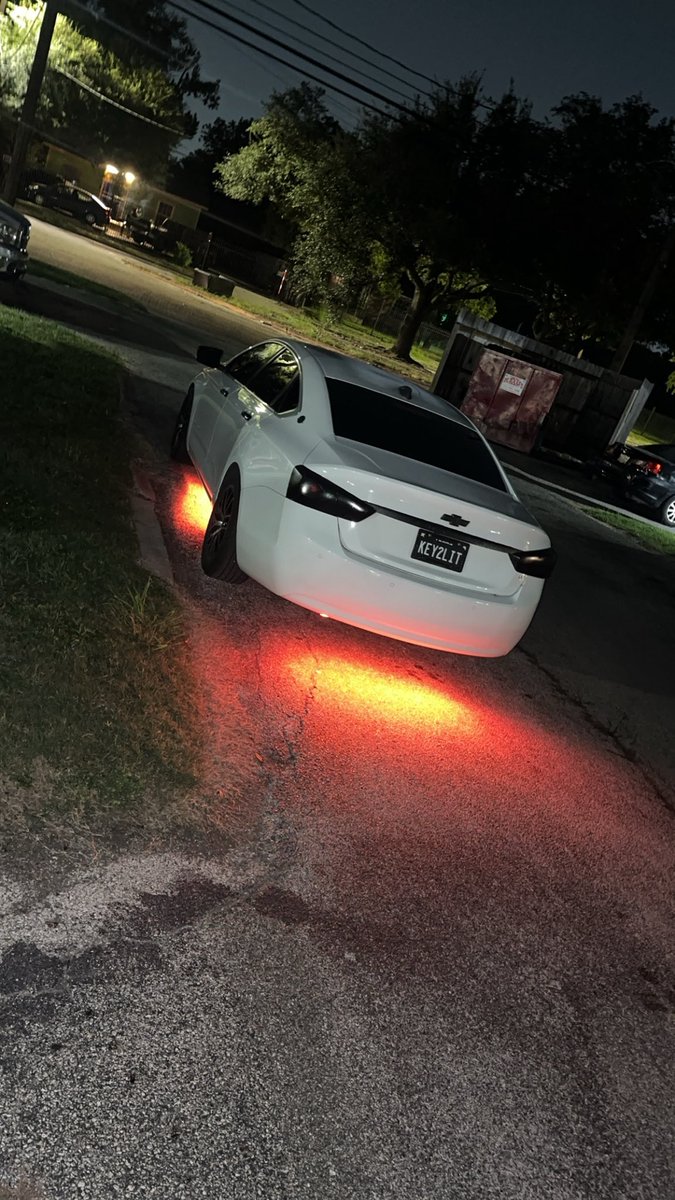 KeyLegendary's tweet image. Spooky season 👻