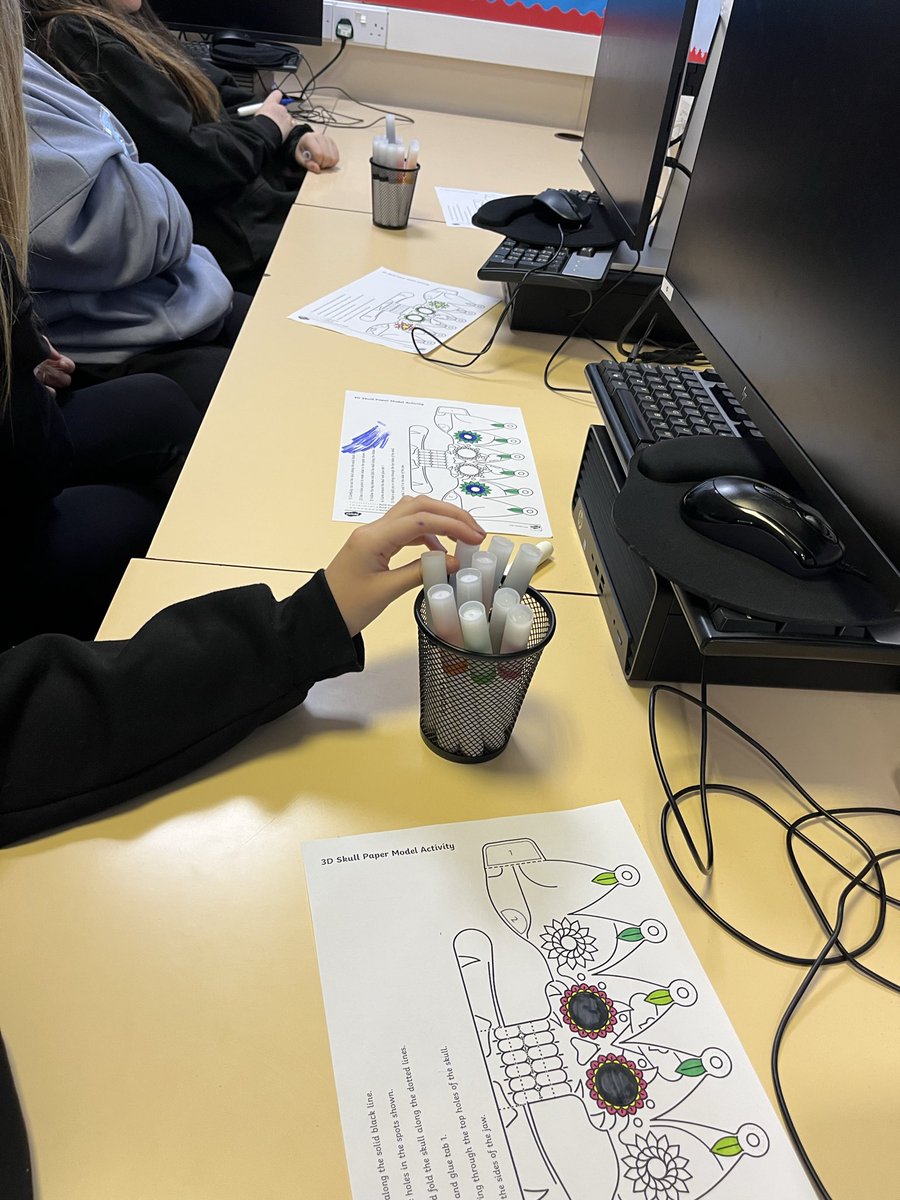 𝑴𝒊𝒔𝒔 𝑴𝒆𝒔𝒔𝒂𝒈𝒆𝒓 tweet media