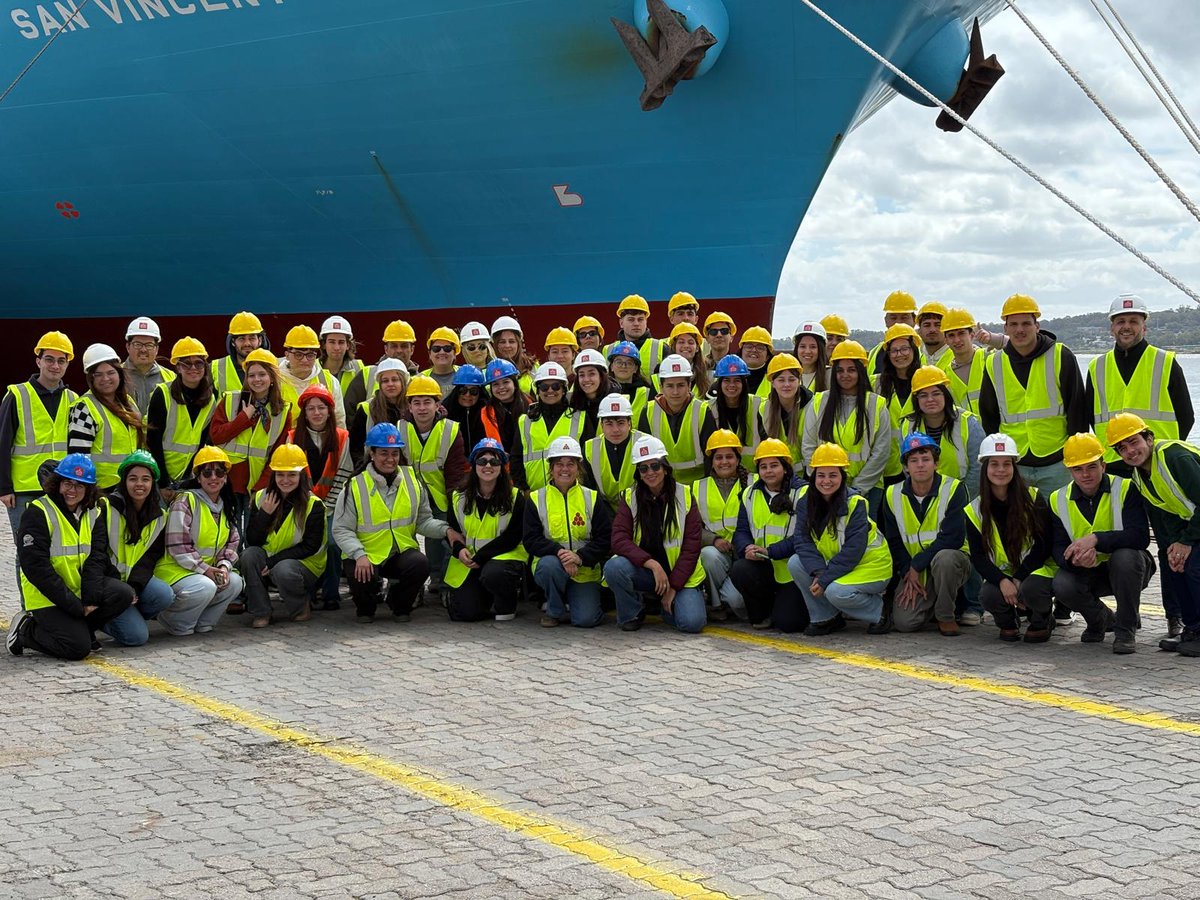 Visita académica de UTEC a nuestra Terminal

Hoy recibimos en la Terminal a los estudiantes de Ingeniería en Logística de UTEC Fray Bentos, quienes estuvieron acompañados por los docentes Andrés Díaz e Iván Pini.
 
Desde el año 2022 llevamos adelante estas instancias de
