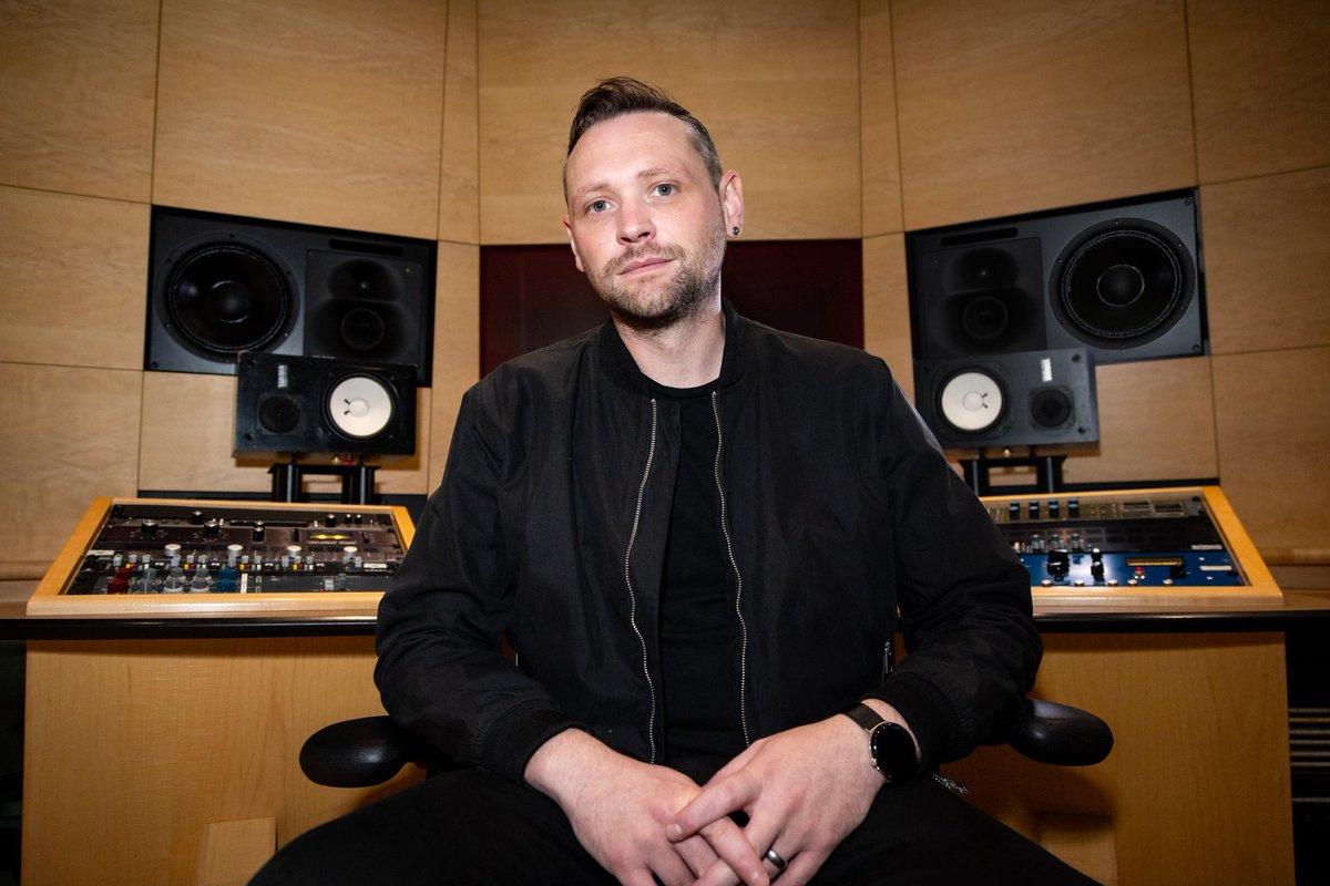 kurtmartinez's tweet photo. Excited to announce that I'm now managed by Super Ginger Beers at Three Six Zero!

I'd like to say a massive thank you to Joel and the team for welcoming me on to the roster.

For all bookings and enquiries please contact joel@threesixzero.com

🎧🎚️🎛️ https://t.co/lgIdPnhjf9