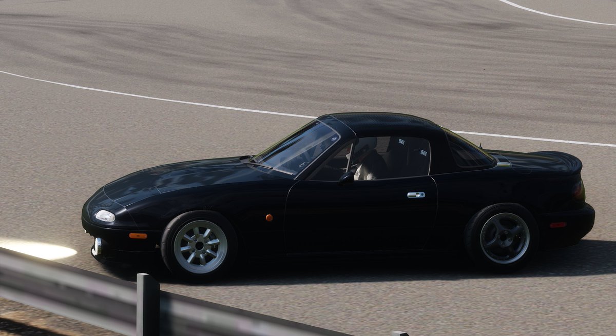 ねこ丸 なんやかんや趣味人 on X