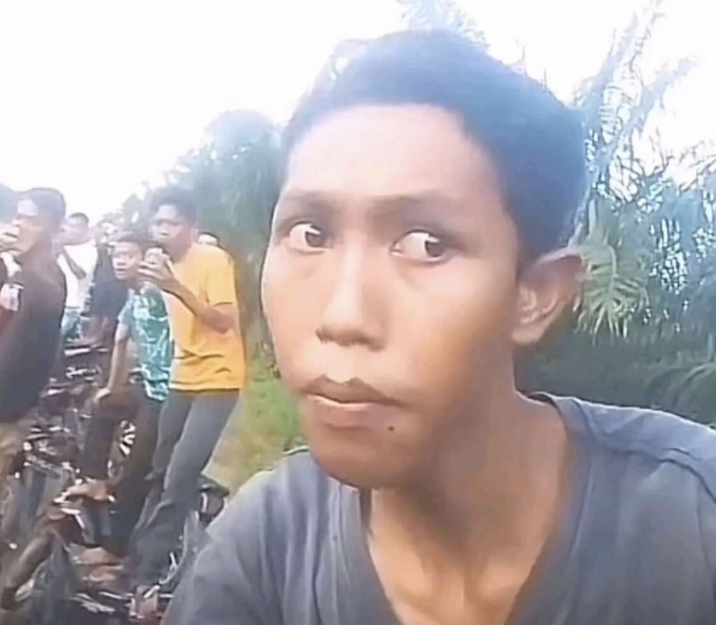 bbochen_'s tweet image. kaga ada yang kangen gueh kahh 🥺🥺☝️☝️☝️