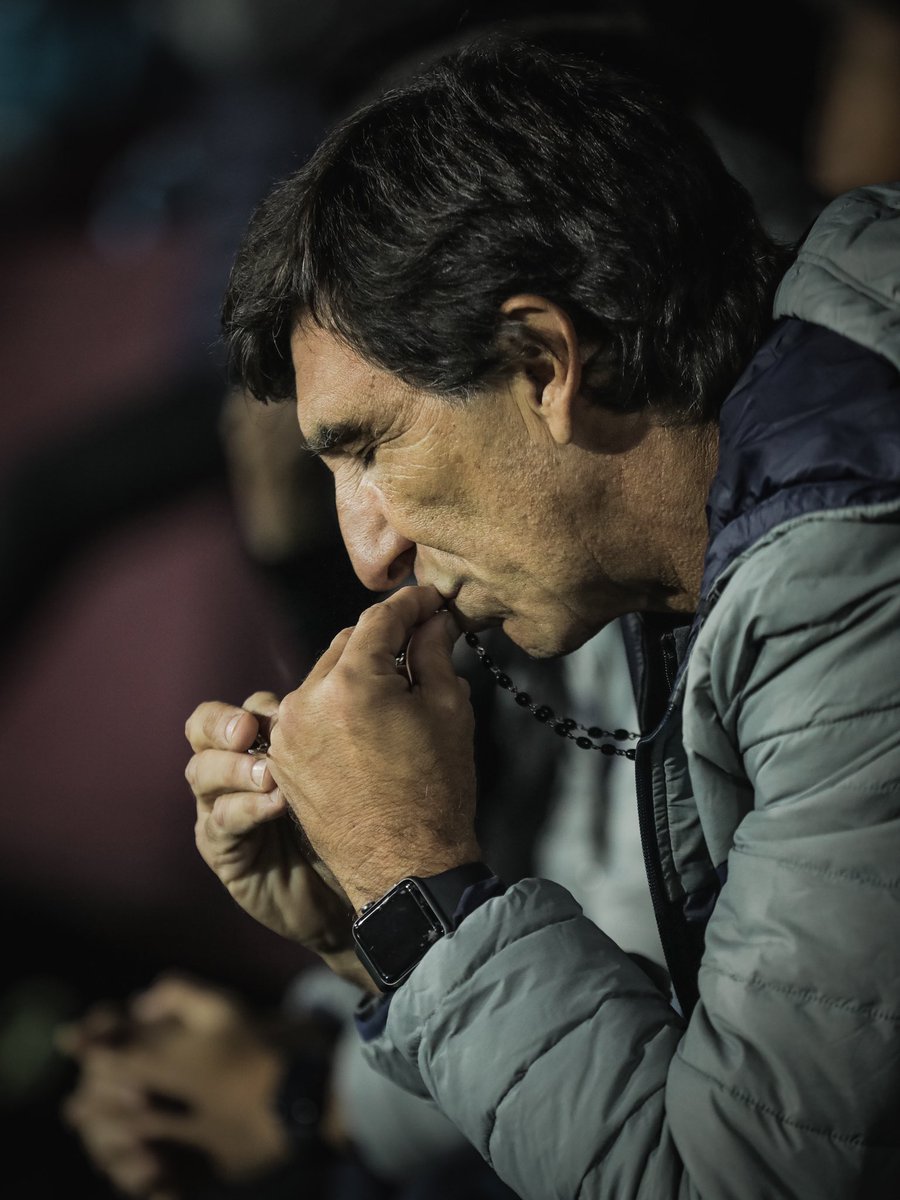 SÉ, NUNCA FALLA
HOY EL UNIVERSO ESTÁ A MI FAVOR
Y ES TAN MÁGICO