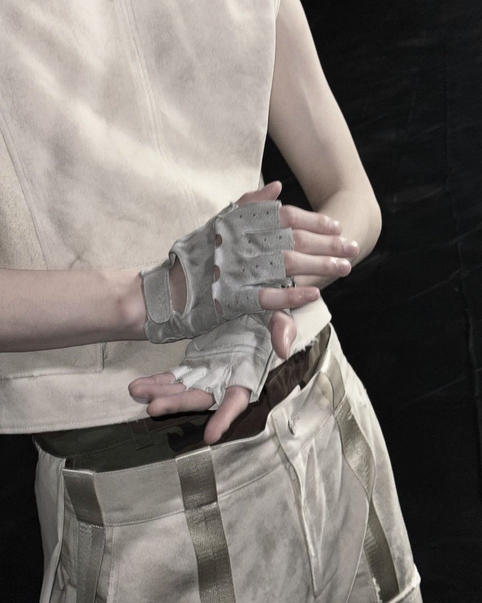 So, how are you? I've been thinking about you lately —I miss 42s as usual, 𝘱𝘳𝘰𝘣𝘢𝘣𝘭𝘺 𝘦𝘷𝘦𝘯 𝘮𝘰𝘳𝘦 𝘵𝘩𝘢𝘯 𝘣𝘦𝘧𝘰𝘳𝘦.