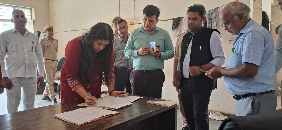 DM NOIDA Gautam Buddha Nagar tweet media