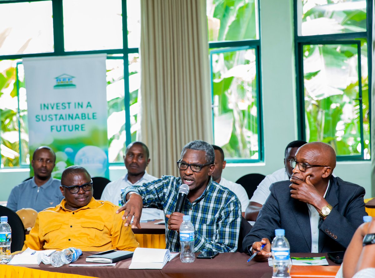 Rwanda’s Capital Market Launches Nationwide Issuer Roadshows to Unlock Access to Finance.

The Capital Market Issuer Townhall Roadshows 2025 kick off on 29 October 2025 in <a href="/RubavuDistrict/">Rubavu District</a> under the theme “Unlock Growth through the Capital Market.”

#IssuerTownhallsRwand