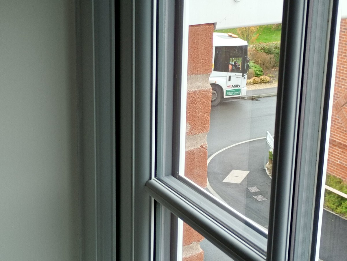 Good afternoon it's 9c here &amp; cloudy. I've been doing a streetwatch &amp; now having a rest.
The bin people are parked up, having a well deserved lunch break.
Wednesday afternoon thoughts: let your smile change the world, but don't let the world change your smile.