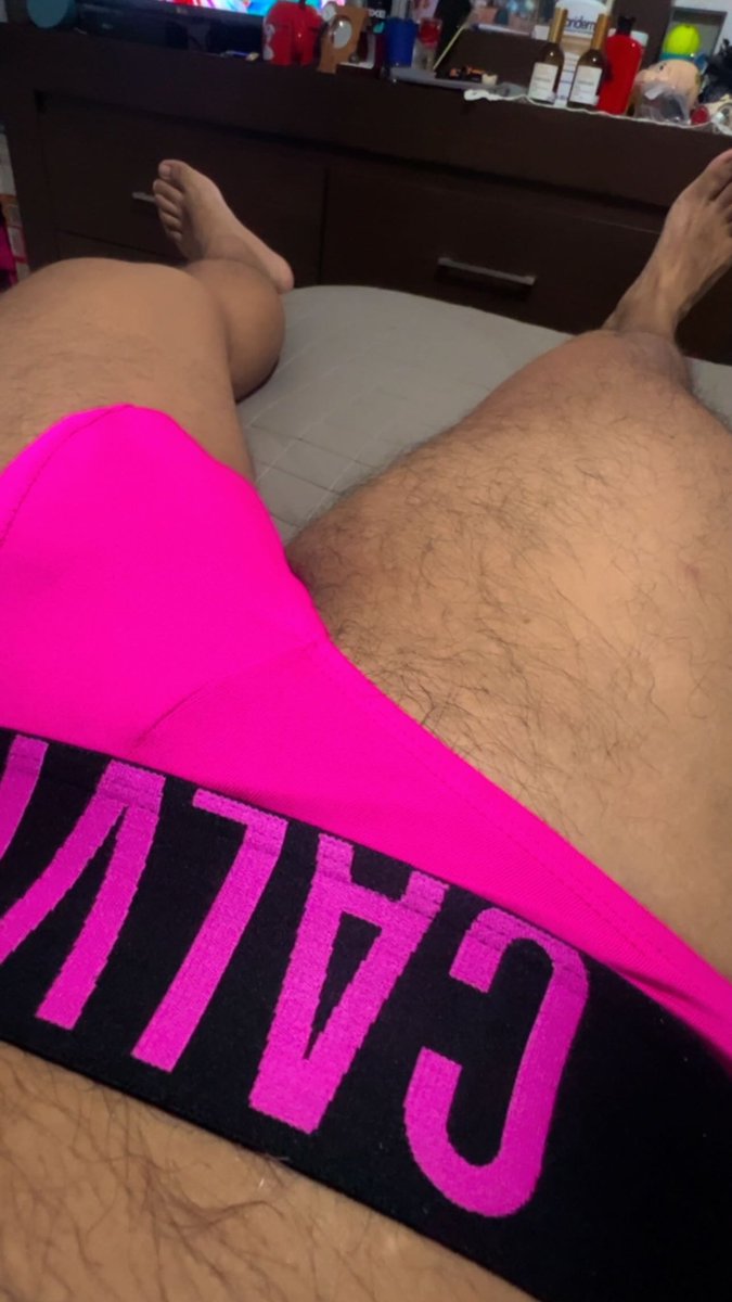 secas48740's tweet photo. Send fotos en calzones 😈 https://t.co/5FKuvkX96X