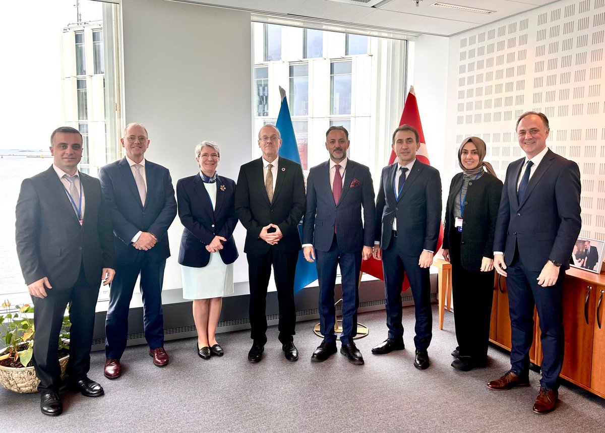 #RC75CPH is also a great opportunity to connect with our Member States, review our work, and make sure it meets their national priorities.

Thank you to 🇦🇿 Health Minister Teymur Musayev, 🇬🇪 Health Minister Mikheil Sarjveladze, 🇬🇧 Chief Medical Officer Chris Whitty, and 🇹🇷 Health