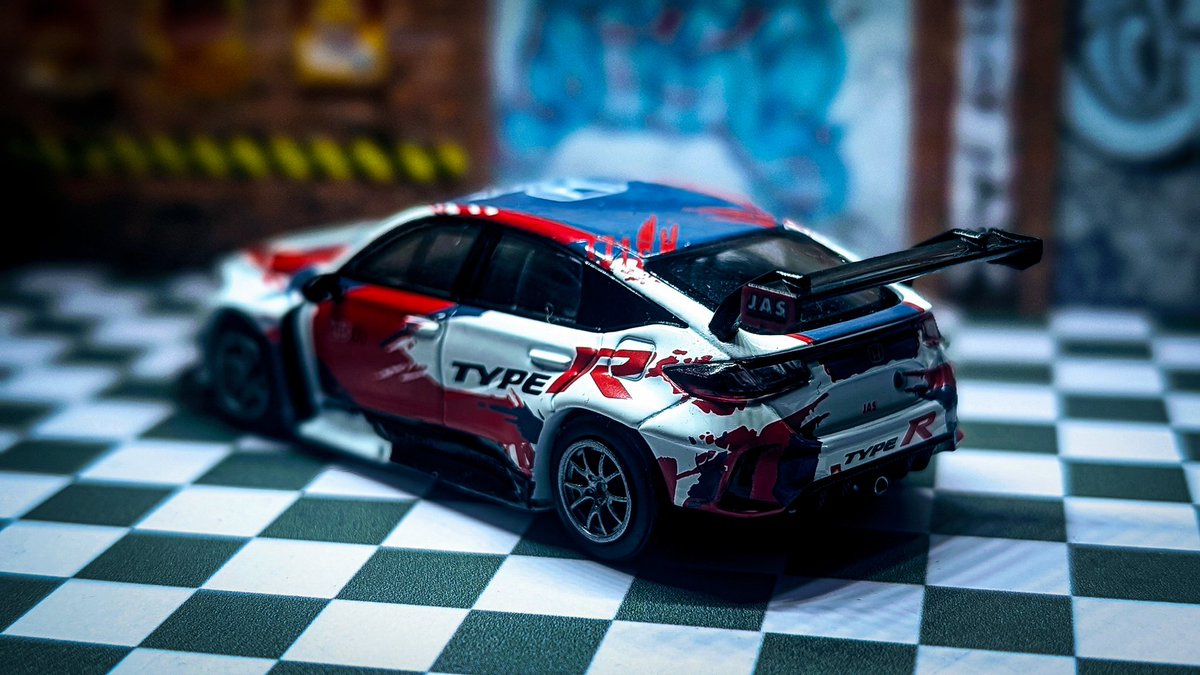 monzawastaken's tweet image. I&apos;m a big fan of the new civic...TCR is even better. 🔥🔥

Honda FL5 Civic TCR | Presentation | POPRace

Taken with #GooglePixel 8
#honda #jdm #sportscars #racecars #carculture #poprace #minigt #hotwheels  #diecast #diorama #photography #adobelightroom #trending
