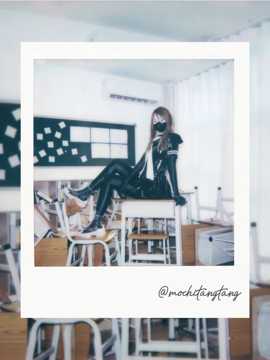 『 盯着我的那几秒属于我哦 』

📷 | <a href="/MakkuroFilm/">可羅菲林 Kurofilm</a> 

#jk #zentai