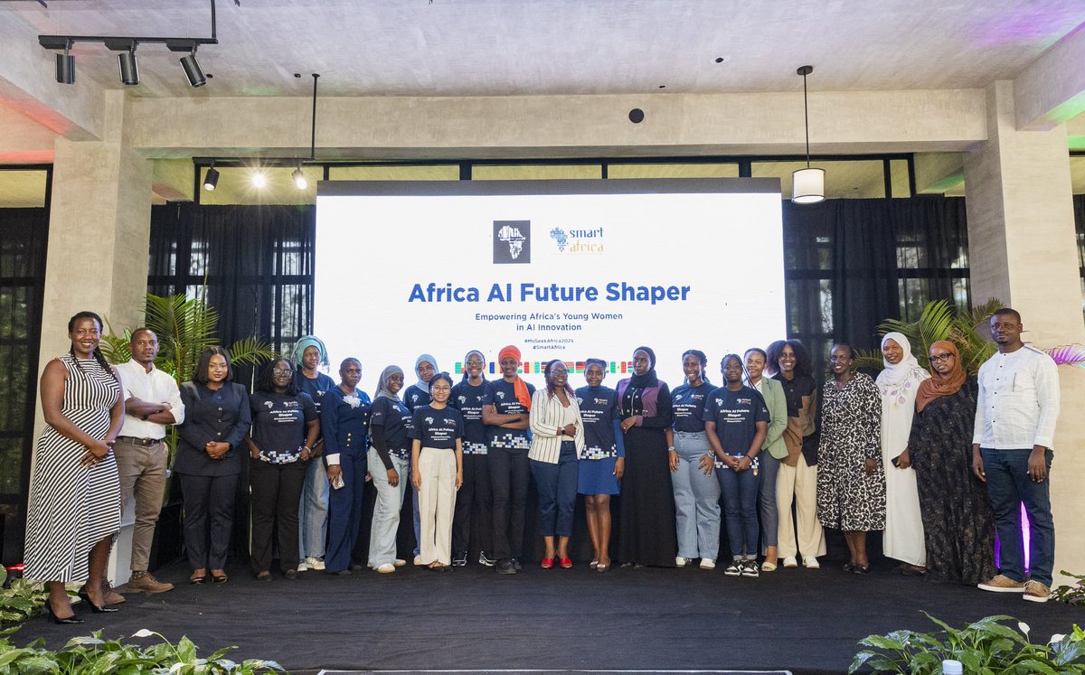 MACRAMALAWI's tweet image. UNIMA’s Shyreen Kalulu, national Ms Geek Africa winner, calls her Kigali trip a great achievement  gaining tech, problem-solving, and teamwork skills. She thanked mentors for boosting her confidence and creativity, and looks forward to the Smart Africa Summit in Guinea.

#MACRA