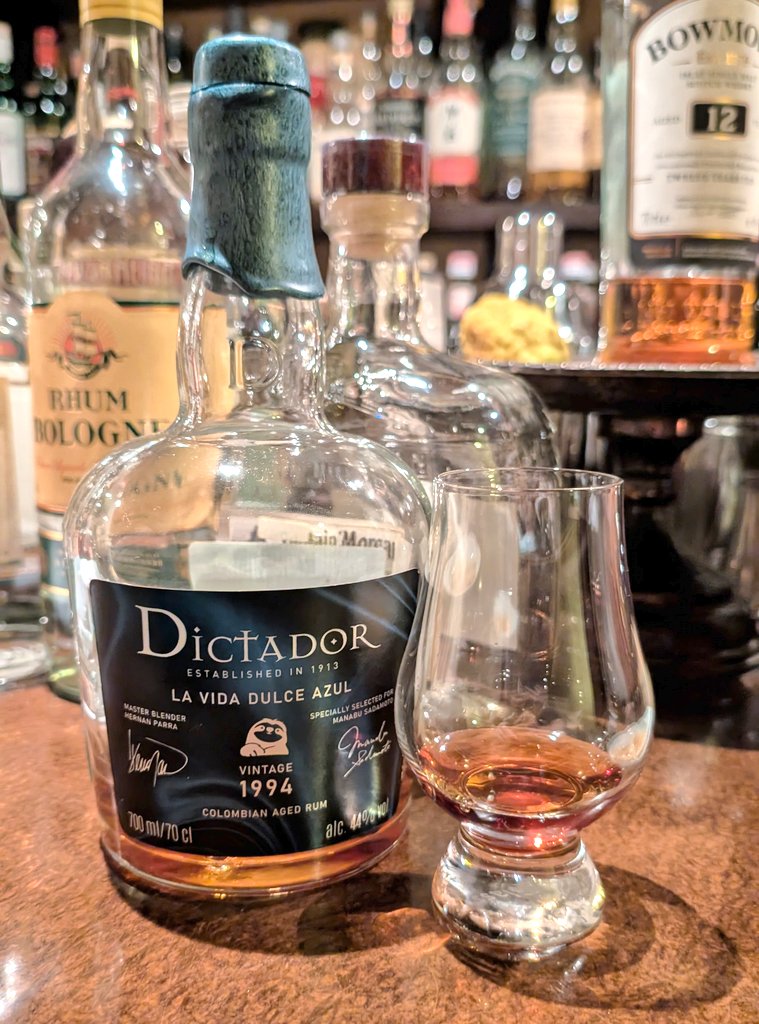 小便は済ませたか？神様にお祈りは？
明日も仕事なのに終電を見送って酒を飲む心の準備はOK？