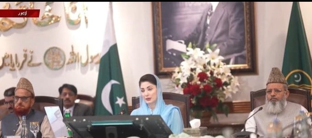 یہی تو امتحان ہے نصیر 
کس نے کس کو خوش کرنا ہے 
😥
#اہلسنت_پرظلم_بندکرو