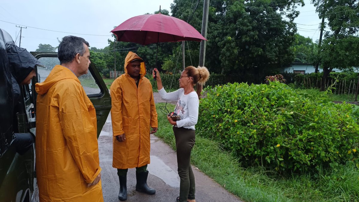 #Jobabo: Hasta este momento reportan bajantes afectados en San Antonio, tendido eléctrico dañado en Aguas Blancas y cinco viviendas afectadas en Zabalo.
<a href="/citmacuba/">Ministerio de Ciencia, Tecnología y Medio Ambiente</a> <a href="/proyectomicosta/">ProyectoMiCosta</a> <a href="/gobiernotunas/">Gobierno Provincial de Las Tunas</a> 
#CambioClimático #MiCosta #PreparadosYAlertas